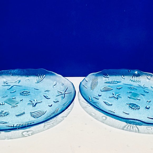NEW… Set of Two [2] Glass Sea Shell Plates, by Beachcombers, 11.25” Approximate - Picture 11 of 16